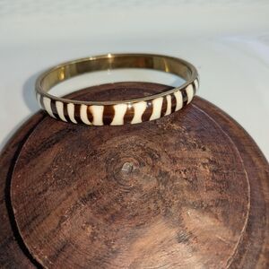 Brass Bracelet with elephants and Ivory like a inlays